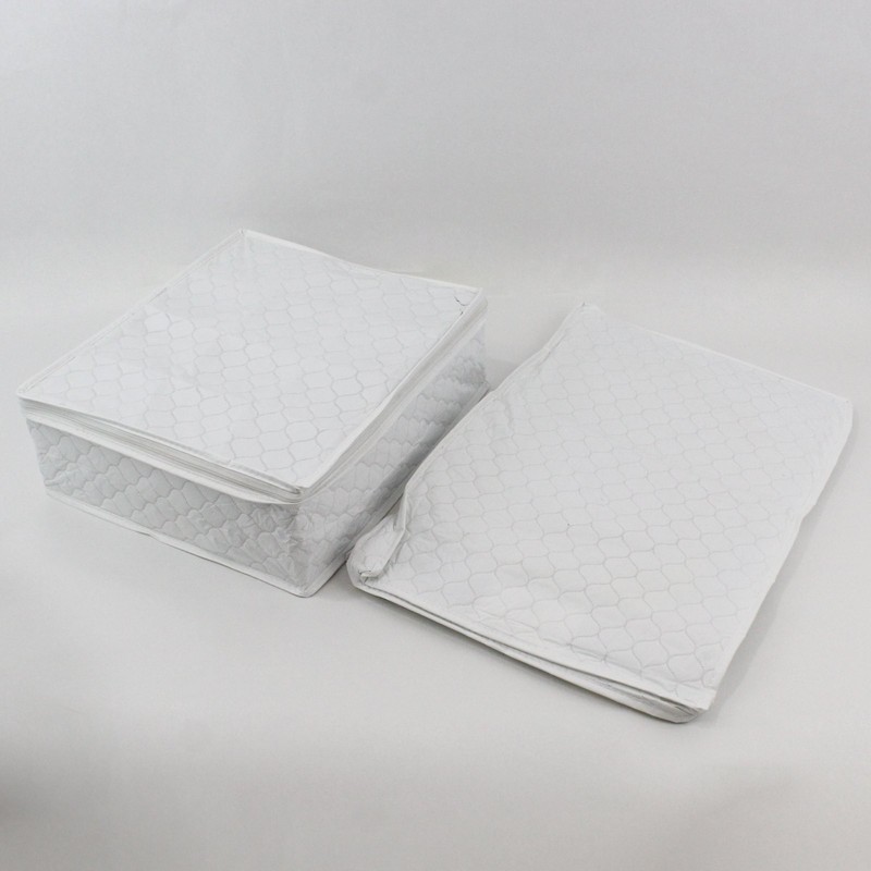 Lot of 2 White Zippered Quilted Vinyl Dish Storage Bags 18x 12, 13.5 x 11.5