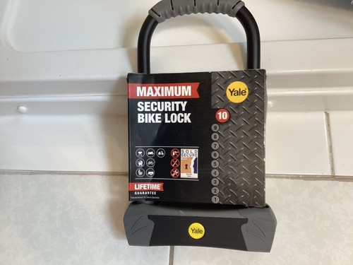 YALE MAXIMUM SECURITY FAHRRADSCHLOSS 10. MIT 4 SCHLÜSSELN. BRANDNEU