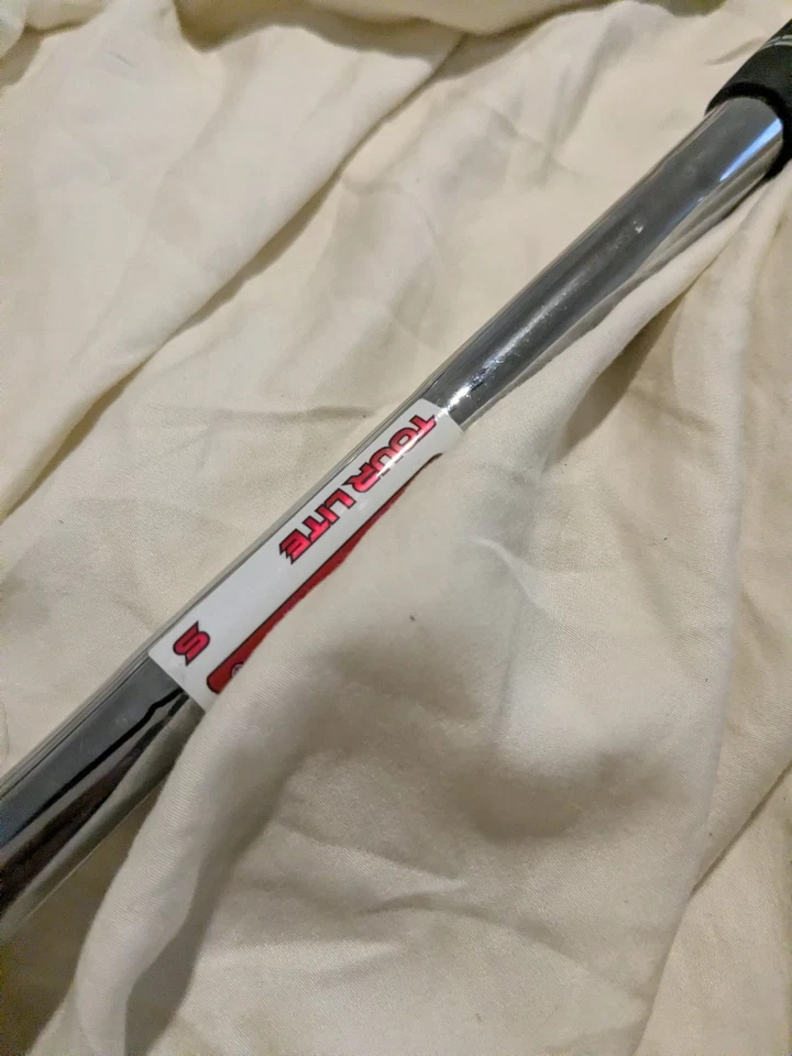 Mint Left Taylormade Rsi 1 Approach wedge. 50. stiff - Image 3 of 4