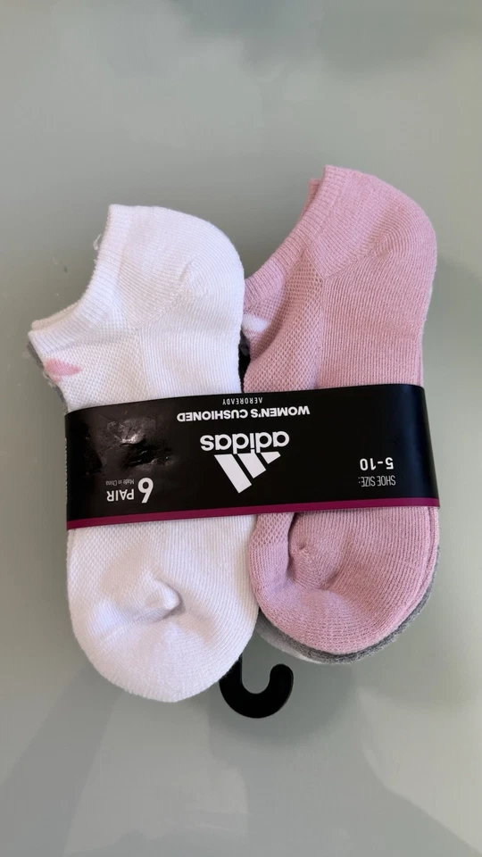 Adidas Women’s Cushioned No Show Socks – 6 Pairs – Size 5-10 – AEROREADY - Image 2 of 4