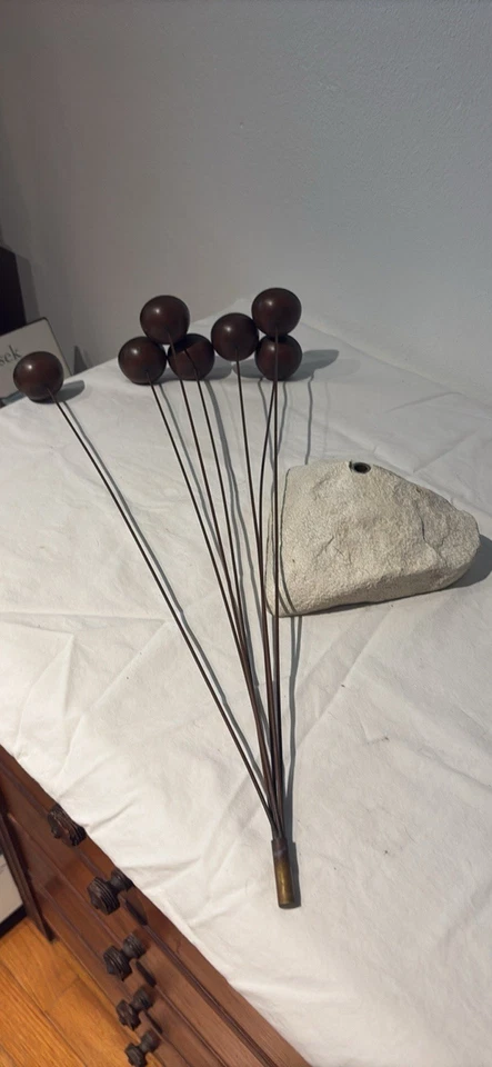 Campanas de viento de latón de colección cinéticas para exteriores base de piedra Woodstock Foto 4 de 4