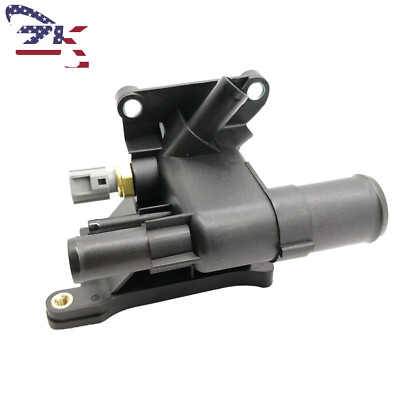 源三 902-690 Engine Coolant Water Outlet With Sensor For 2006-2013