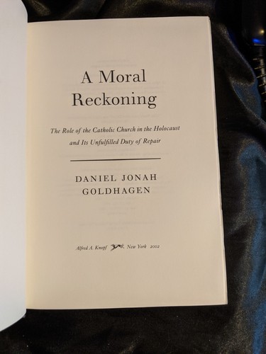 Moral Reckoning: The Role of the Catholic Church Haagen, Daniel Jo - Imagen 2 de 4