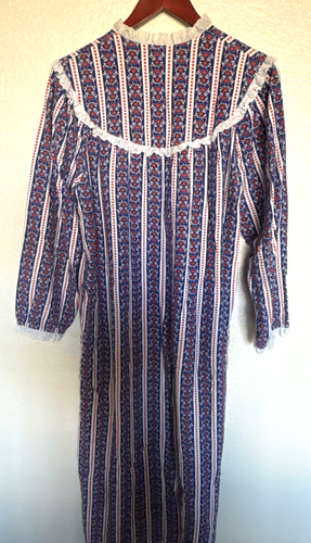 vintage Lanz of Salzburg cotton flannel Nightgown w/ slippers eyelet trim large - 第 7/19 張圖片
