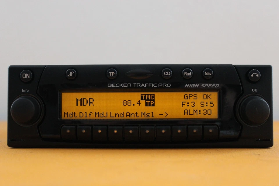 BECKER NAVI AUTO RADIO TRAFFIC PRO HIGH SPEED BE 7824 PORSCHE MERCEDES BMW AUDI - Bild 2 von 4