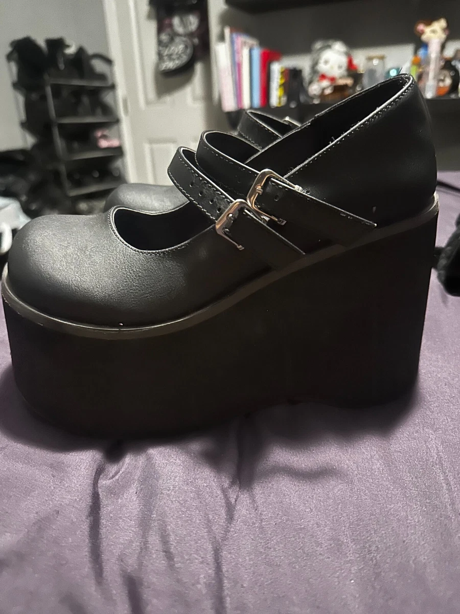 Black Demonia Kera 08 size 7 Slighty Used Condition eBay