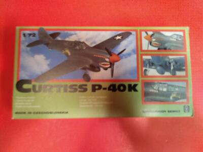 1/72 Kovozavody Semily KP1001 Curtiss P-40K Warhawk plastic model kit
