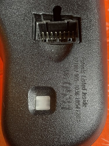 05 -09 CADILLAC STS INTERIOR REAR VIEW MIRROR W/ TELEMATICS & COMPASS Chevy GMC - Picture 6 of 8