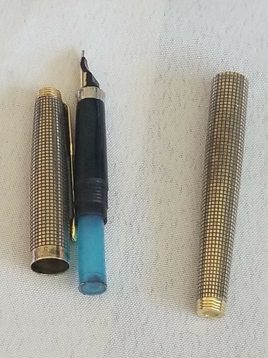 VINTAGE Parker 925 Sterling Silver fountain pen - F 14k Gold VINTAGE Parker 925 Sterling Silver fountain pen - F 14k Gold