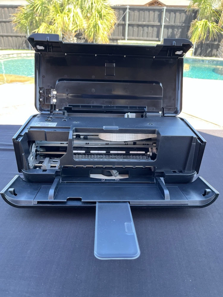 Canon Pixma iP2600 Inkjet Photo Printer- Works Great - PREOWNED - Gently Used