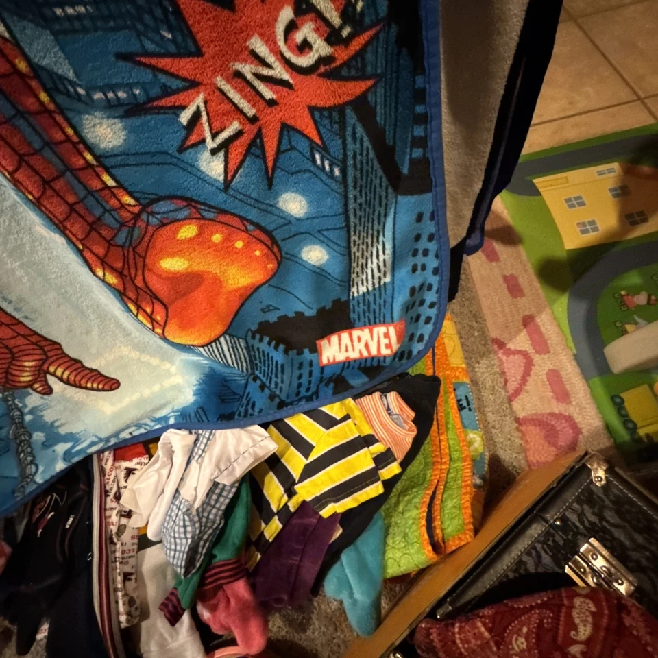 Marvel Spiderman  48x56 Fleece Throw Blanket  - Image 4 of 4