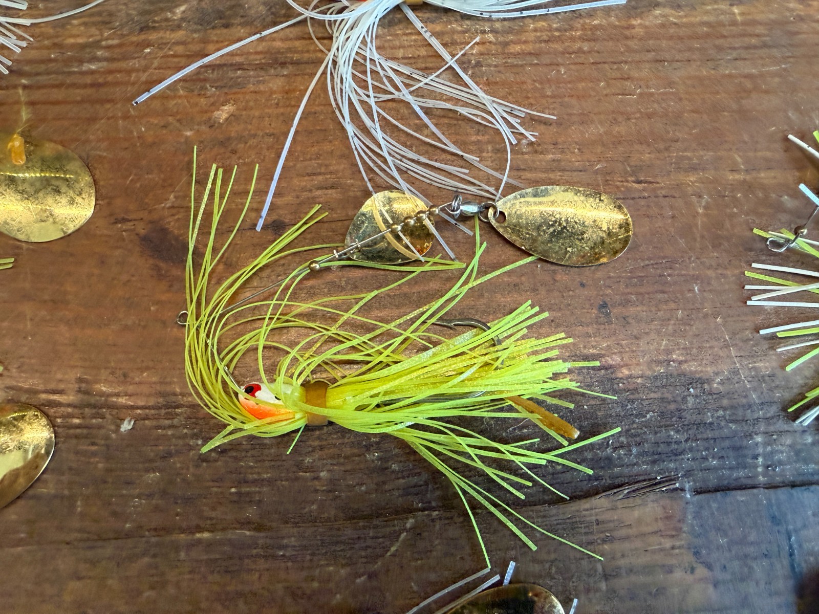 (9) Mann's Hank Parker The Classic Spinnerbait with Skirt As Shown Vintage - Image 9
