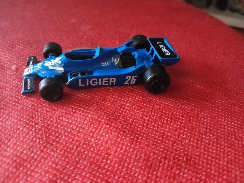 POLISTIL RJ 64 LIGIER JS11 CAFE DO BRASIL RARA SCALA 1/55  - Immagine 2 di 4
