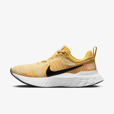 Nike React Infinity Run Flyknit 3 Womens Size 7 Wheat Gold Shoes DZ3016-700  NEW