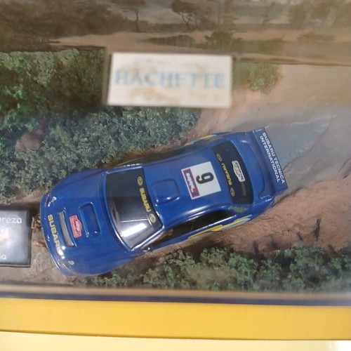 Hachette SUBARU IMPREZA WRC 2001 RALLY AUSTRALIA Blue (1/64)in DIORAMA with Case - Picture 3 of 9