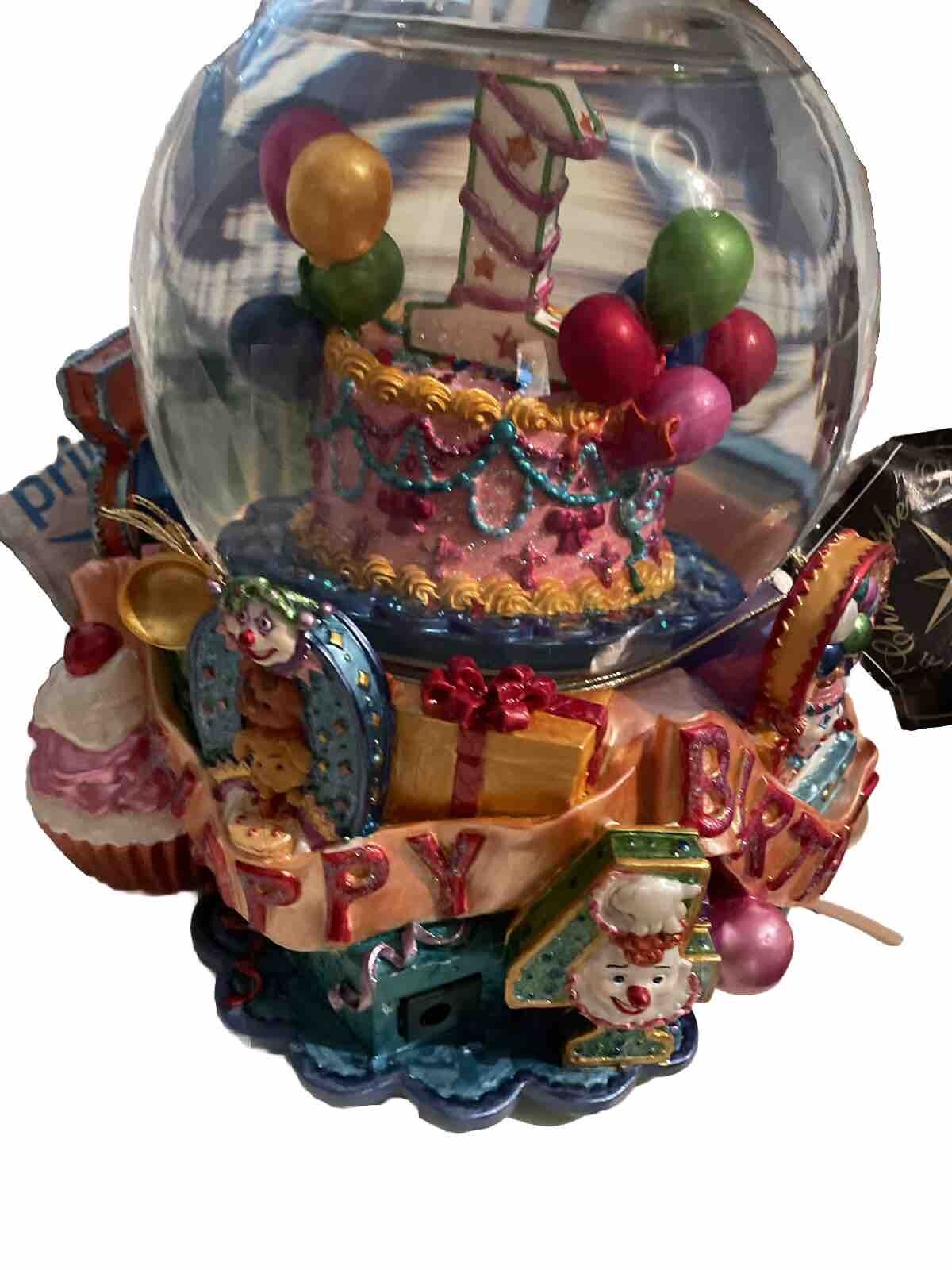 Foto 1 di 8