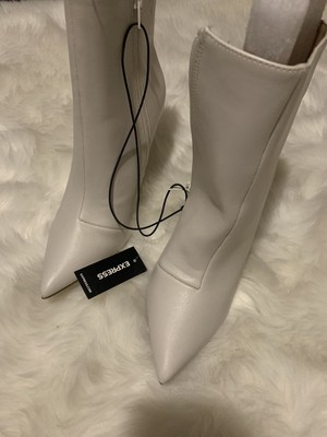 express white booties