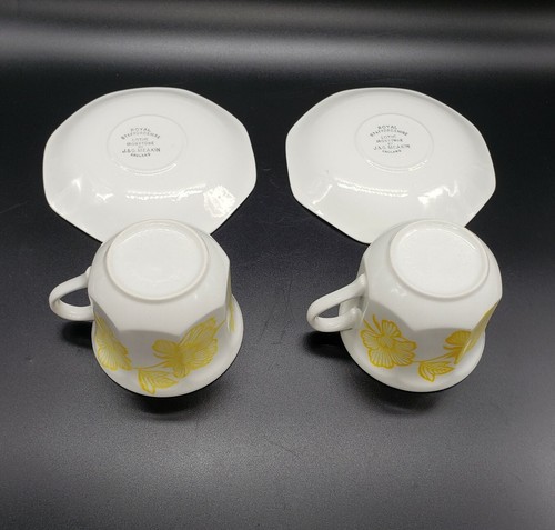 Pair Royal Staffordshire Lotus Ironstone J & G Meakin England Cups And Saucers - Picture 3 of 3