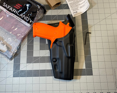 Safariland  6395 ALS  Level 1 RH Duty Holster STX Black for SIG P220 & P226