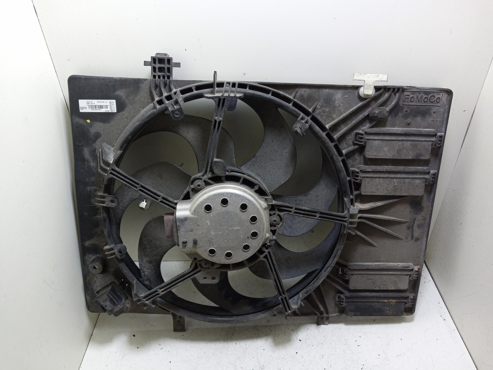 ELETTROVENTOLA PER FORD Fiesta 7° Serie T63767B Benzina (17>>)