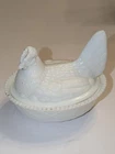 Vintage White Milk Glass Hen On Nest Covered Dish Chicken Trinket Candy Bowl
