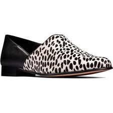 Clarks Women's Pure Tone Loafer Flat, Black/White Combi