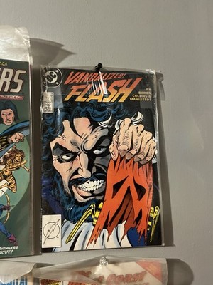 Vintage Comic Book Lot of 10 Marvel DC Valiant Epic Punisher Flash Elfquest