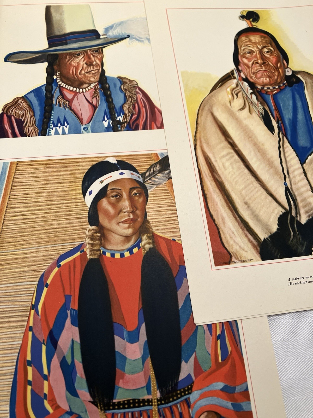 Vintage Blackfeet Indians Of Glacier National Park / Great Northern Railway 