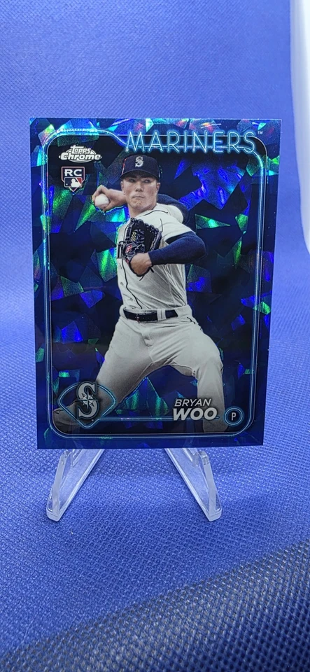 Bryan Woo 2024 Topps Chrome Sapphire Edition RC Seattle Mariners - Image 2 of 4