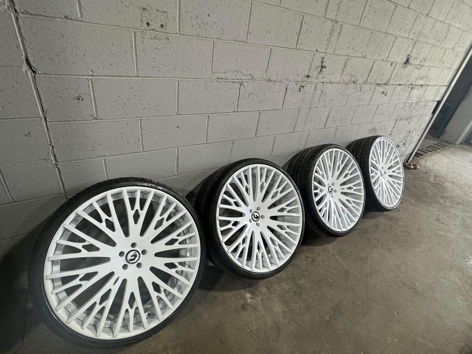 26 Inch Forgiatos Fit Benz,bmw,Audi,rolls Royce Cullinan
