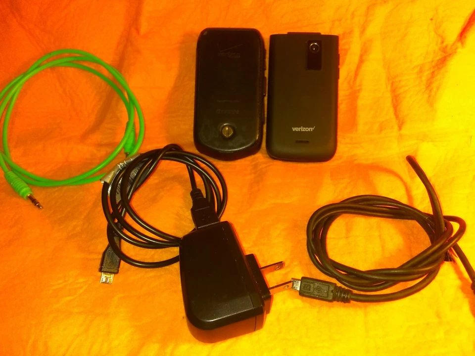 Teléfonos Celulares Abatibles Usados Verizon Kyocera Verizon Orbic Teléfono Abatible Cable de Audio CANTIDAD 2 Foto 4 de 4