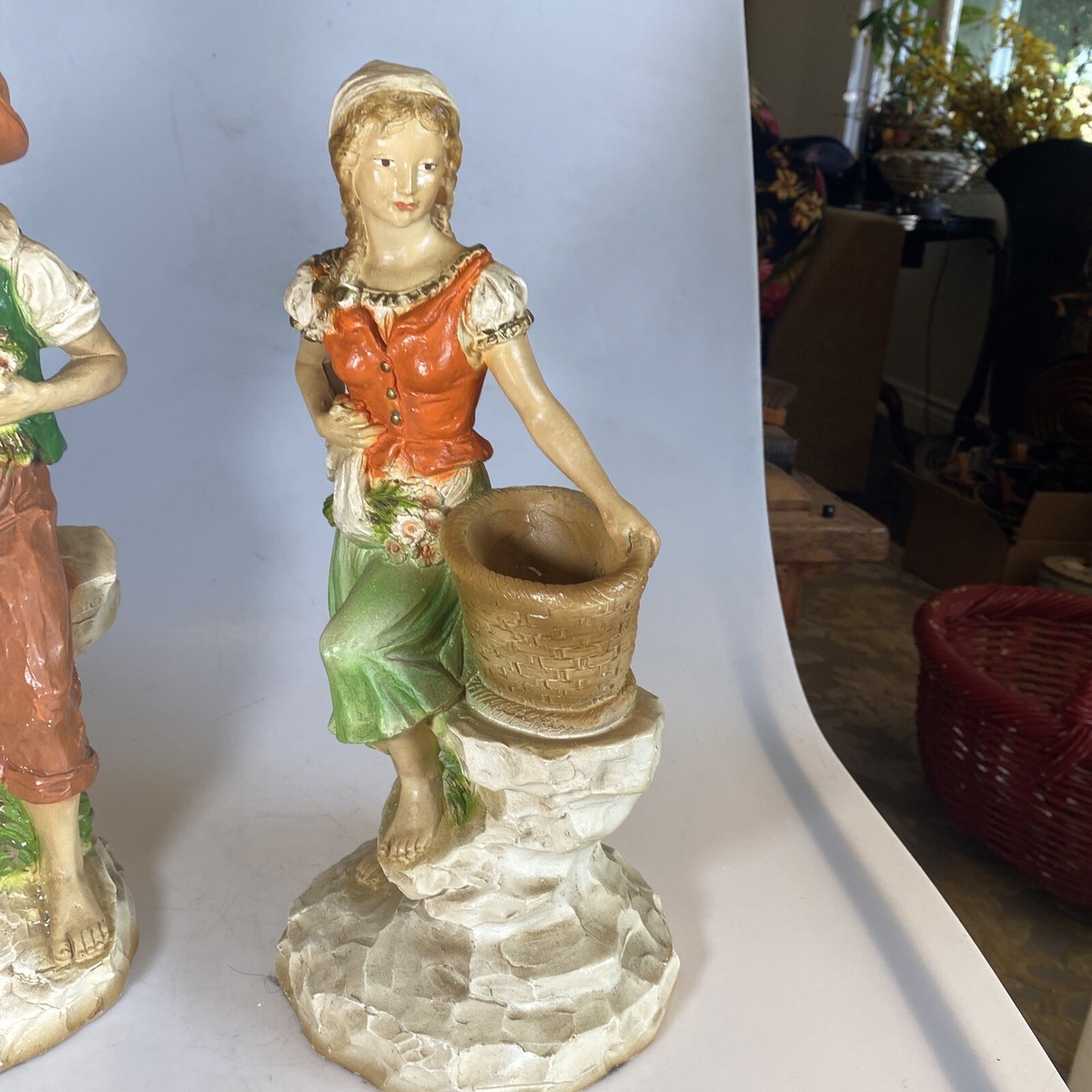 Vintage 1975 Universal Statuary Corp Girl and Boy Statues #821