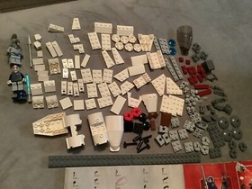 ** LEGO 8085 STAR WARS FREECO SPEEDER w Box, Manual & Minifigs Missing 2 Pieces