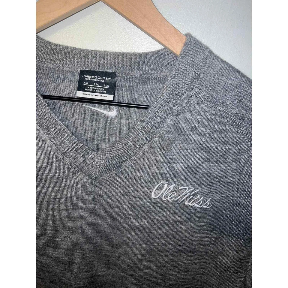 Nike golf Ole Miss wool blend sweater vest size xxl - Image 2 of 4