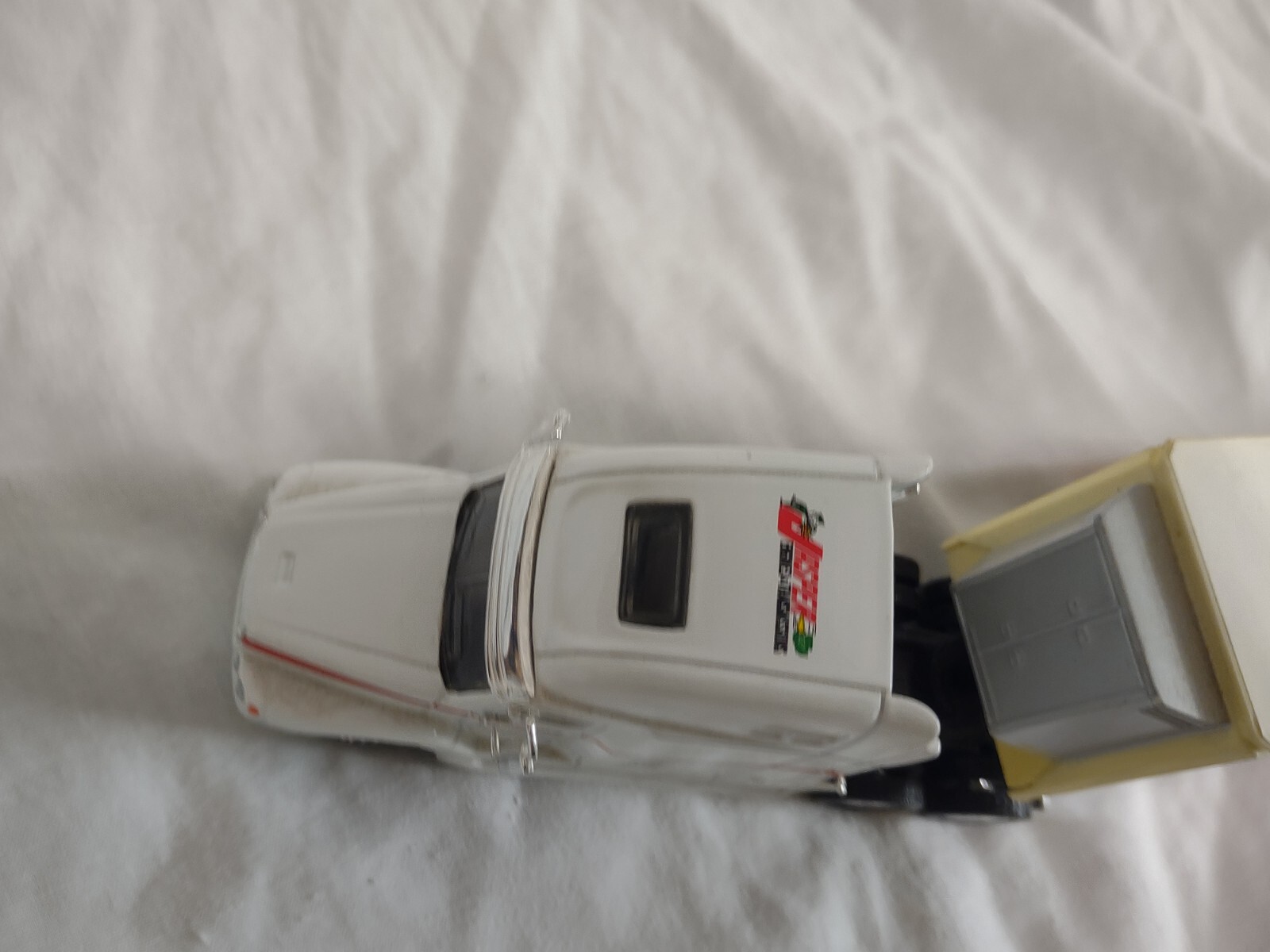 Foto 17 di 24