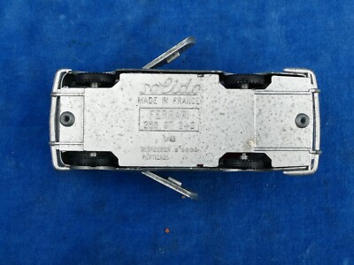 JOLIE Nice ! SOLIDO SERIE 100 1:43 FERRARI 250 GT 2+2 N° 123