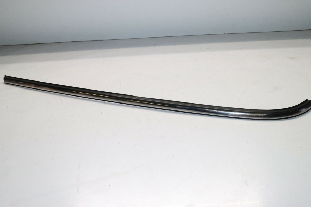 2007 MINI Cooper R56 Rear Right Quarter Window Cover Molding