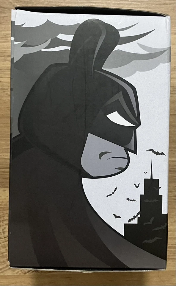 ¡NUEVO! Kidrobot - DC Batman Clásico 5" Coleccionable Vinilo Dunny -NUEVO Foto 2 de 4
