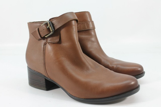 naturalizer dora bootie