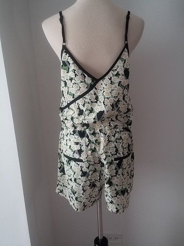 French Connection NWT$ 98.00 Floral Rayon Romper Sz 6 - Picture 6 of 9