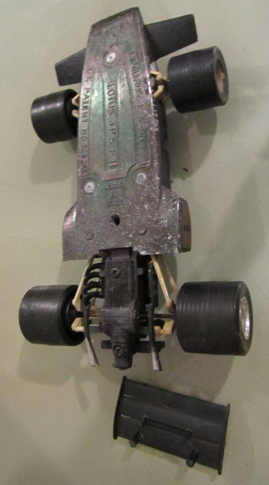 Modellino Politoys Lotus JPS jp s F1 1/25 fx3 - Immagine 2 di 2