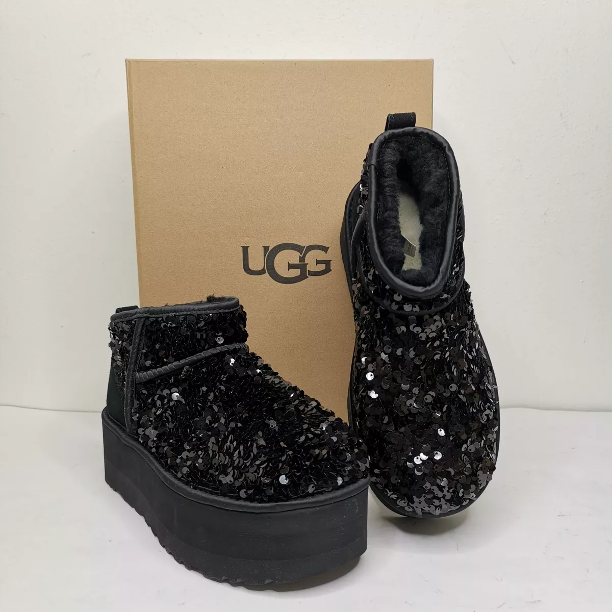 UGG Ultra Mini Chunky Sequin Platform Boot Women's Size US 9 Black 1135060