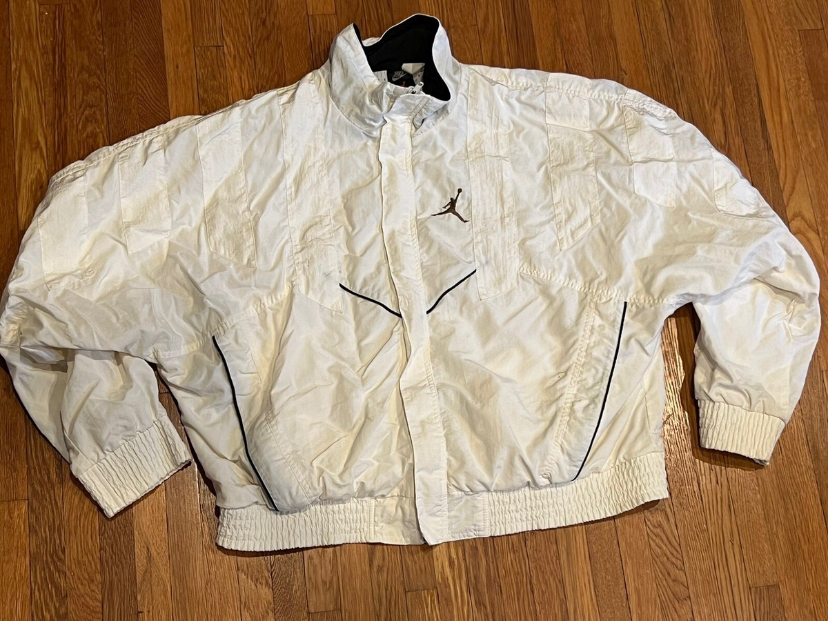 VINTAGE NIKE AIR JORDAN Men's Jacket Full Zip SIZE Medium VINTAGE NIKE AIR JORDAN Men's Jacket Full Zip SIZE Medium