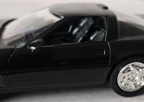 Ertl 1990 Corvette ZR-1 Polo Green Plastic Model Collectors Item - Picture 9 of 18
