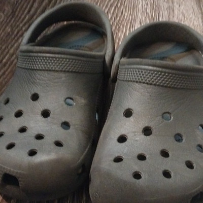 Crocs Adrina Black Rubber Slip-On Clog Shoes Unisex Kids Size 7 Lightweight