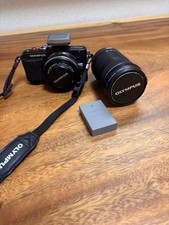 Olympus PEN Lite E PL6 with Telephoto Zoom Lens