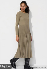 UNIQLO Combination Dress S Small Fit & Flare Pleated Beige Tan NWT Long Sleeve