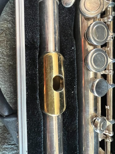 Flauta Commonhardt 50 con estuche rígido. Boquilla labial dorada, hecha en USA - Imagen 6 de 7