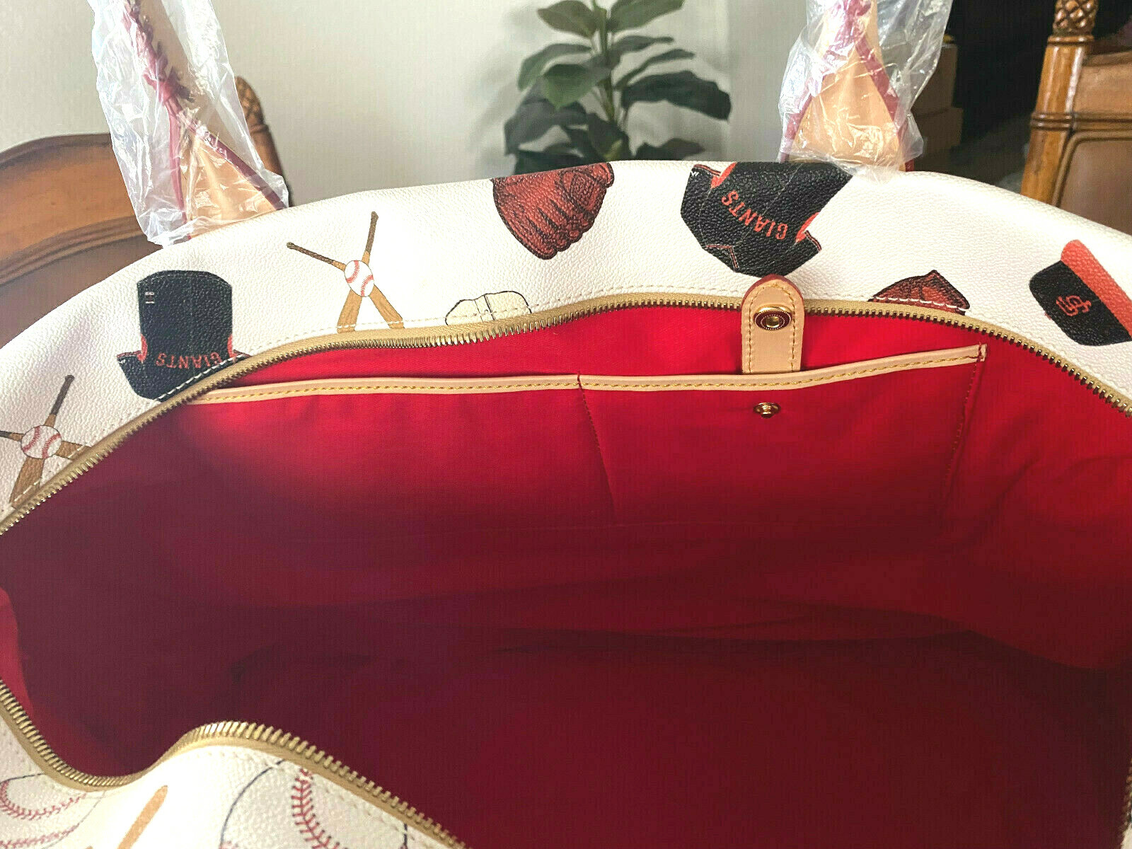Dooney & Bourke San Francisco Giants Baseball MLB XL Duffle Travel ...
