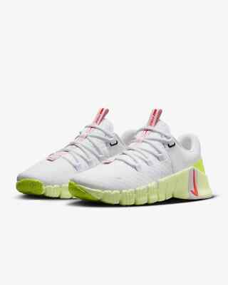 Women's Nike Free Metcon 5 White Barely Volt Pink Foam Crimson